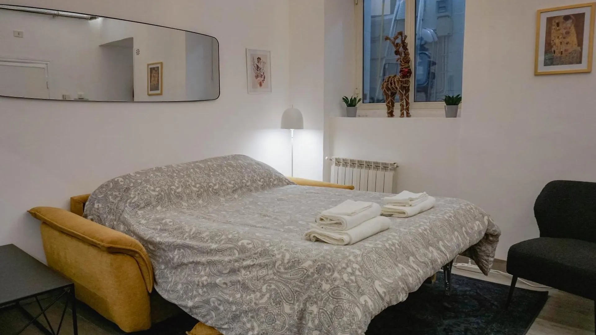 Apartment Seminterrato Al Pigneto Metro C